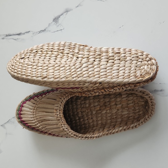 Spa Straw Shoes - Picture 3 of 7